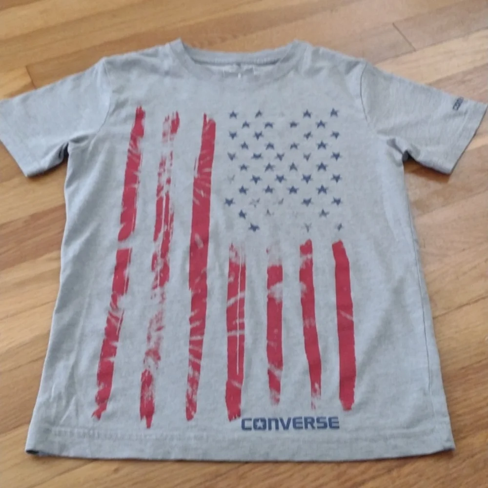 Converse Short Sleeve Shirt Boys Small (8-10)